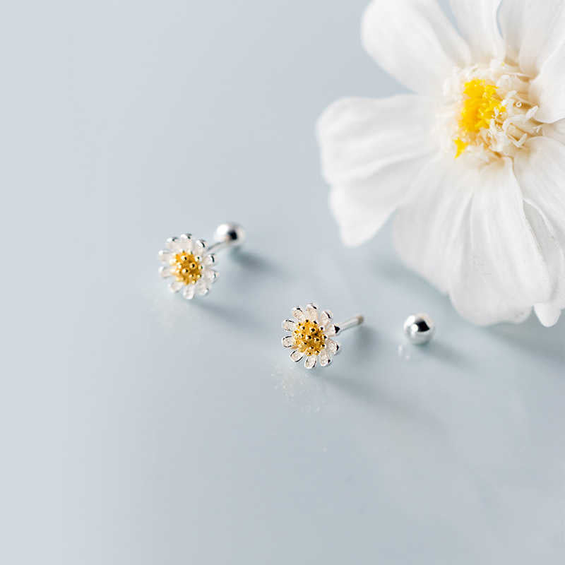 Daisy Flower - Studs med tusensköna och skruvplopp