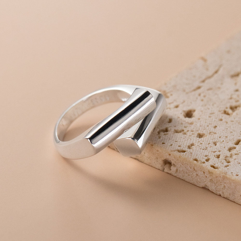 Modestelle - Justerbar ring med modern design