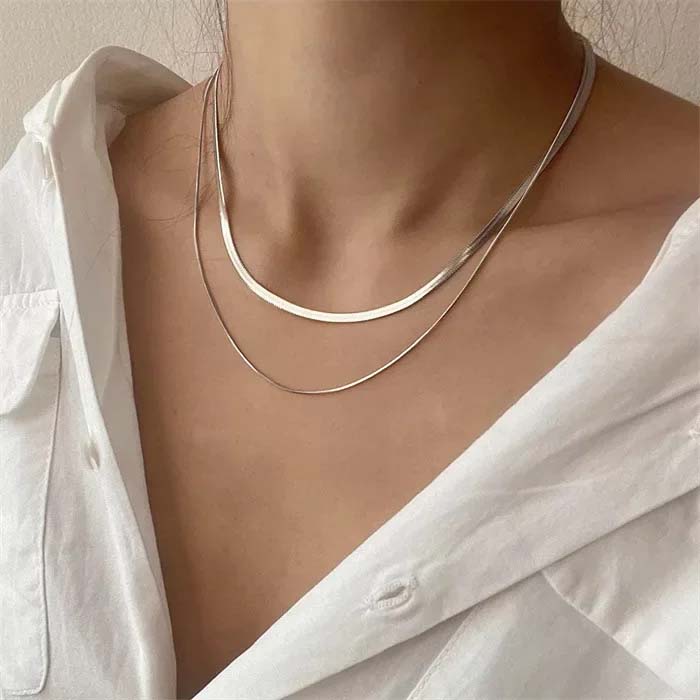 Norelia - Halsband med dubbla kedjor i olika längder